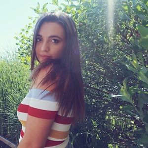 Meet your Posher, Izzy